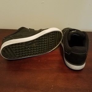 Toddler shoes